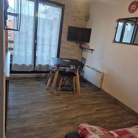 Appartement Centre Station Risoul 1850 Pied Des Pistes Le Villaret 2 Buitenkant foto
